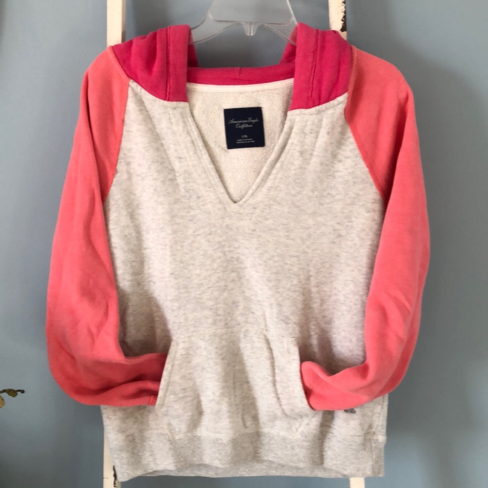American Eagle Sweatshirt